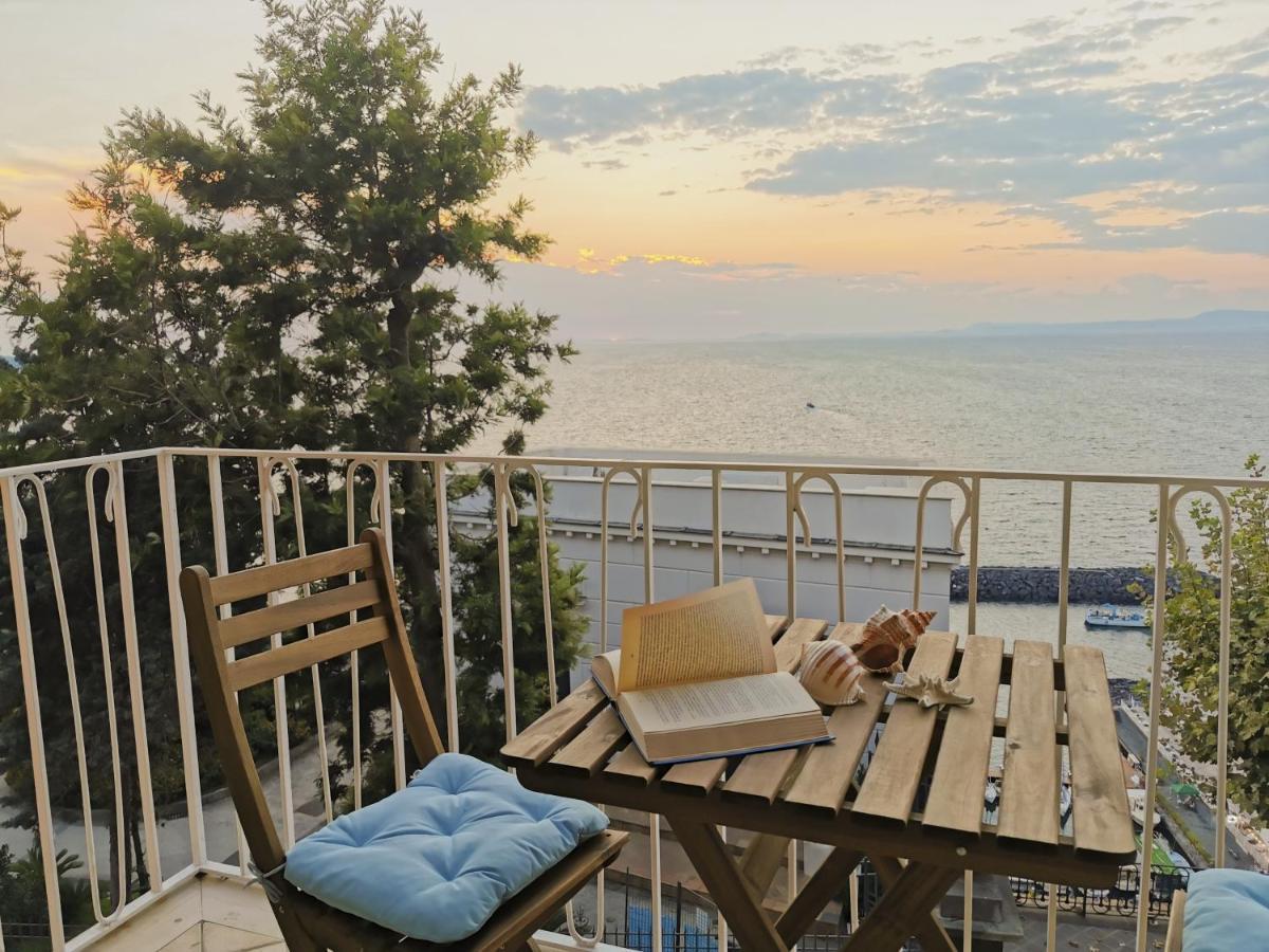 Sunset Modern Sea View Apartment Piano di Sorrento Exterior photo